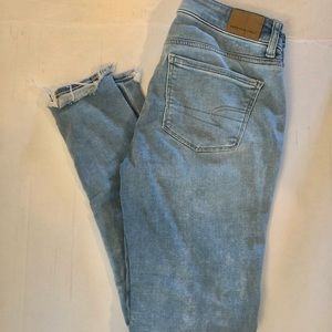 American Eagle light wash Jeans size 0 REG